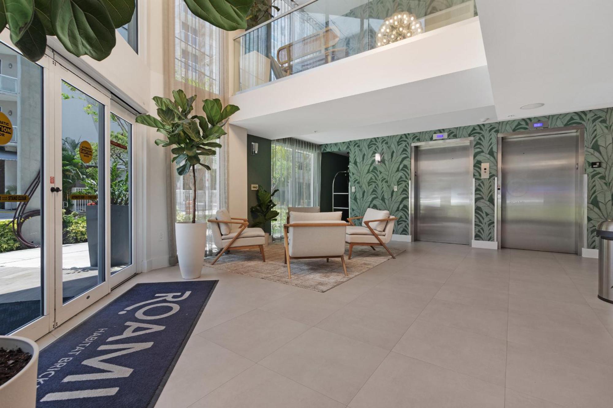 マイアミ Roami At Habitat Brickellアパートホテル エクステリア 写真